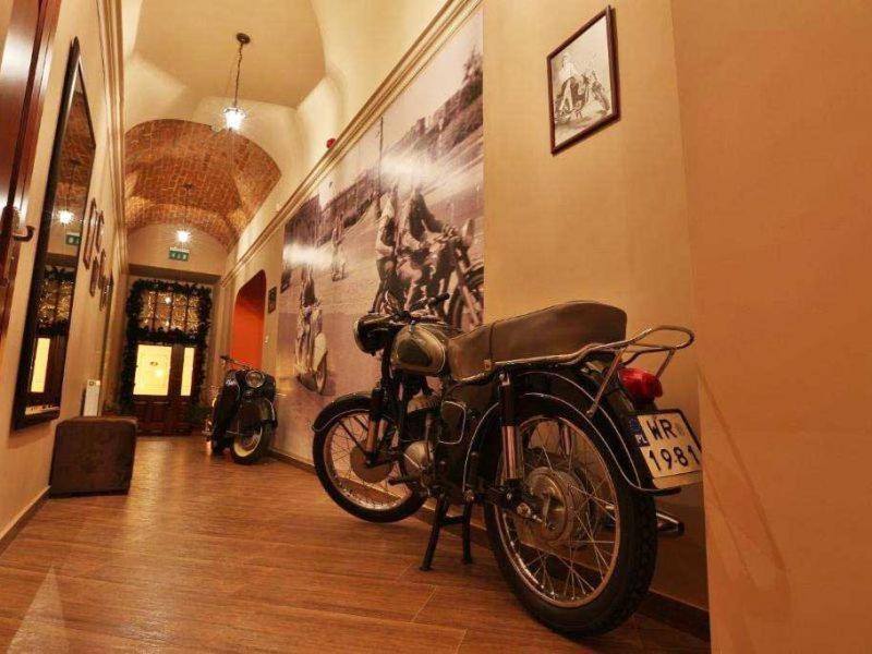 Rynek 6 Retro Pub & Hostel Radom Exterior photo